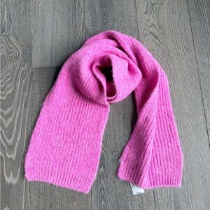 Ricki's Wool Blend Scarf in Pink